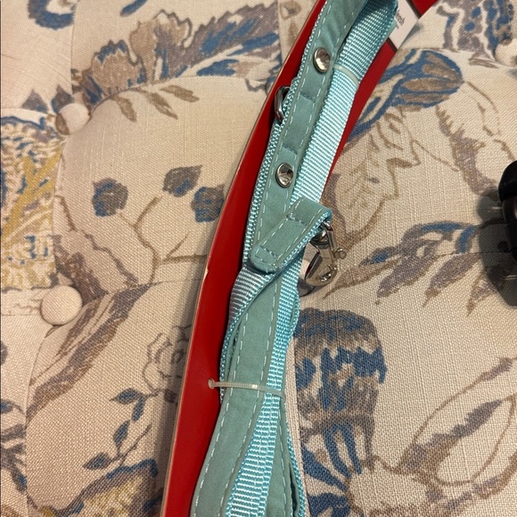 Martha Stewart Pets Fashion Leash 6FT Baby Blue Velvet Rhinestone - Picture 3 of 6